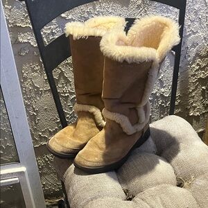 Ugg  Brown Shearling Lined Boots size 7